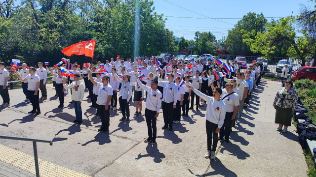 Поём День Победы вместе